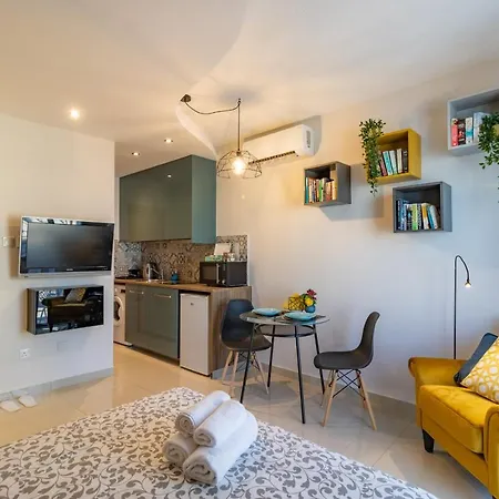 דירה Light House - Seafront Cosy With Library