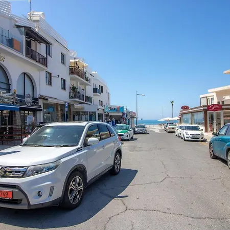 דירה Light House - Seafront Cosy With Library Paphos